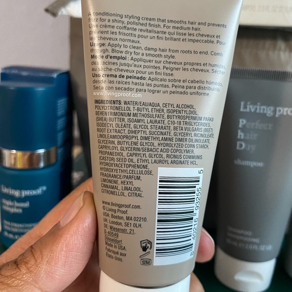 Living Proof “Hello Hydration” Set (5) - Picture 5 of 13